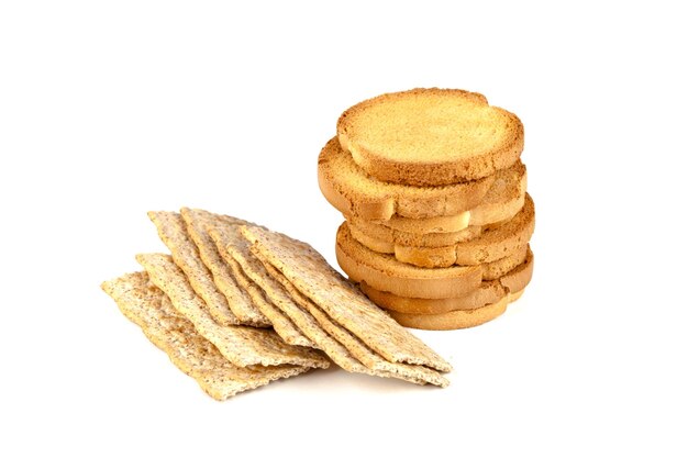 Foto close-up van cookies tegen een witte achtergrond