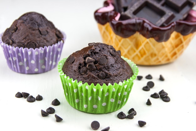 Close-up van cupcakes met chocoladerepen