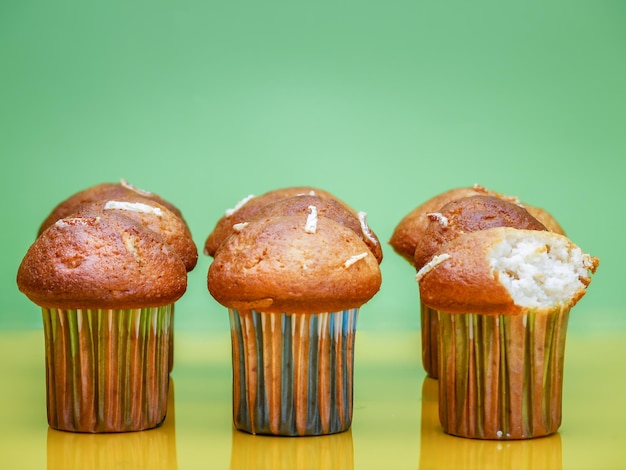 Close-up van cupcakes op tafel