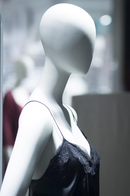 Foto close-up van de mannequin in de winkel