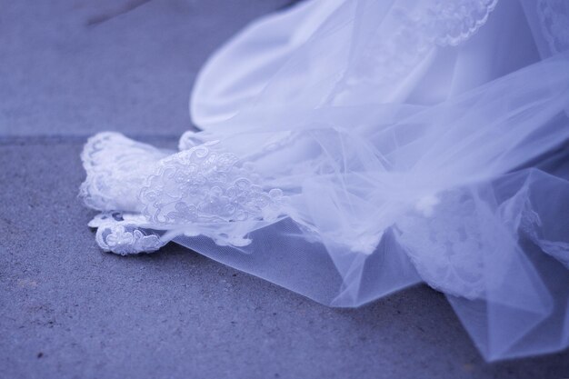 Foto close-up van de trouwjurk