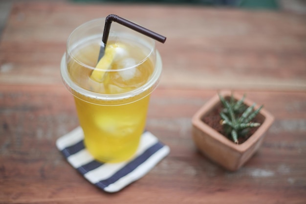 Close-up van drank op tafel