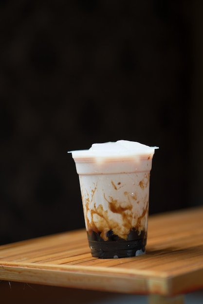 Close-up van drank op tafel
