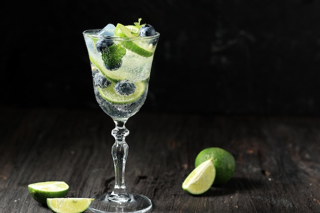 Close-up van drank op tafel