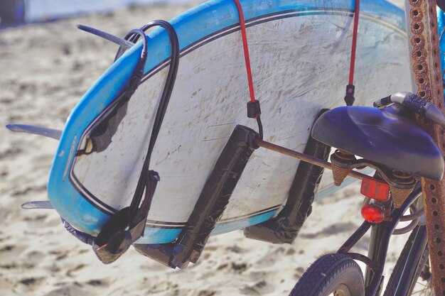 Foto close-up van een boot op het strand