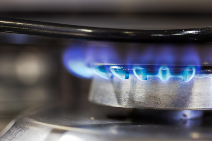 Foto close-up van een brandende kaars blauwe kleur
