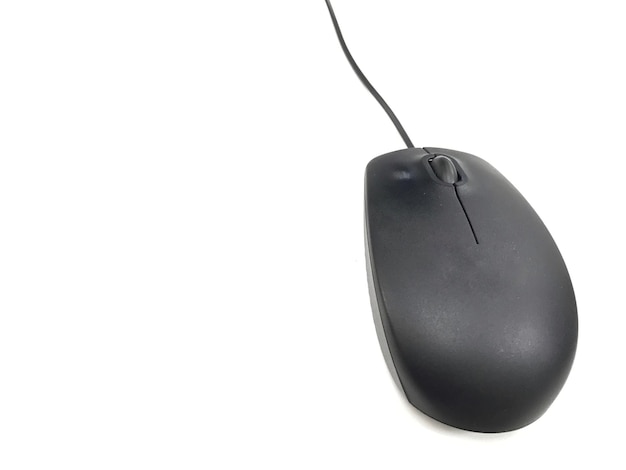 Close-up van een computermuis op een witte achtergrond