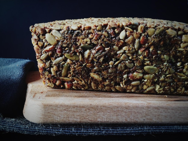 Close-up van een dessert gemaakt met droge vruchten