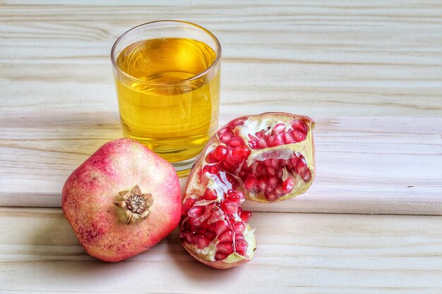 Foto close-up van een drankje op tafel