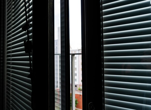 Close-up van een gesloten venster
