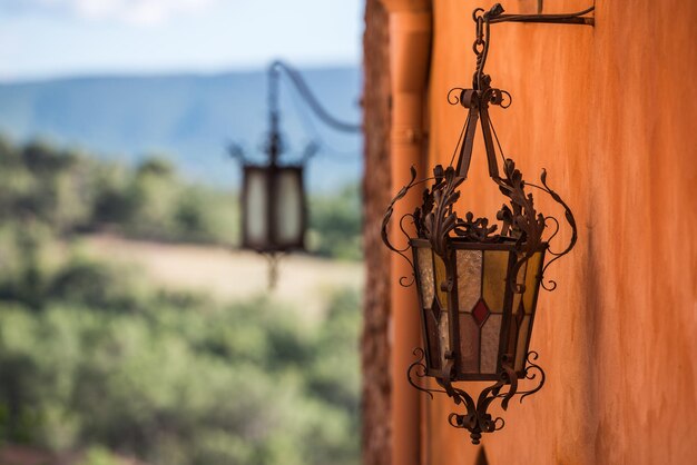 Foto close-up van een ketting die tegen de lucht hangt