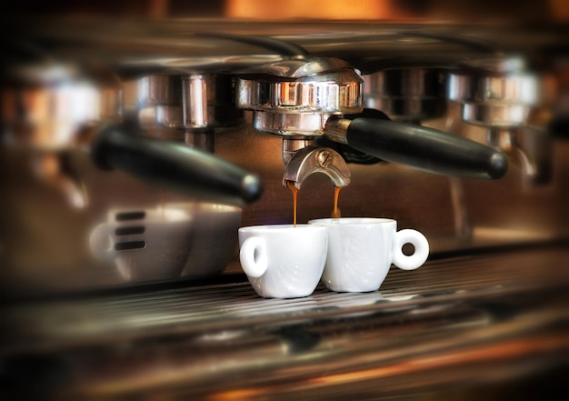 Close-up van een koffiekop in een café