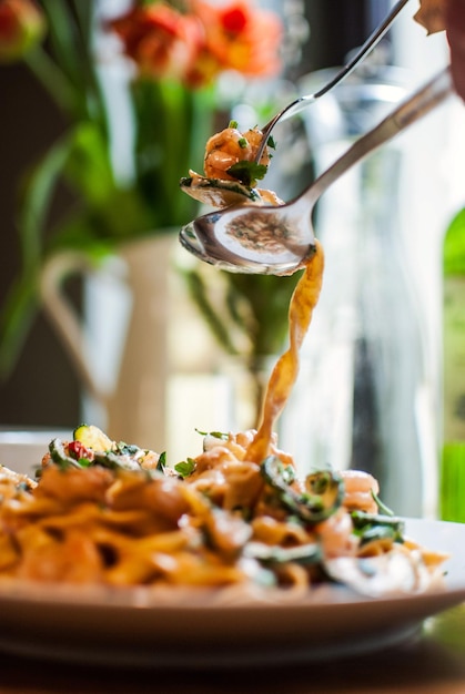 Foto close-up van een pasta gerecht