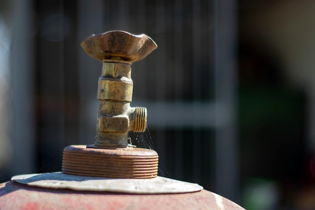 Foto close-up van een stapel stenen op tafel