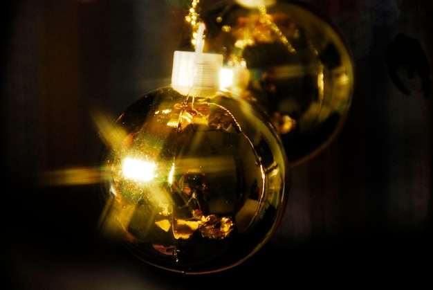 Close-up van een verlichte gloeilamp