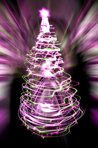 Foto close-up van een verlichte kerstboom