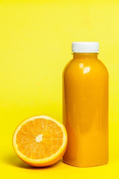 Close-up van geel sap