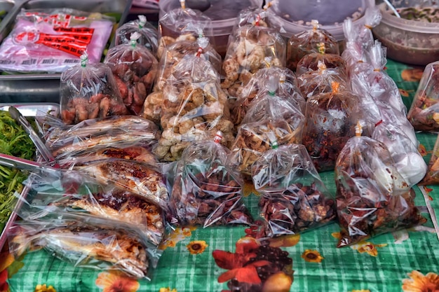 Foto close-up van groenten voor verkoop op de markt