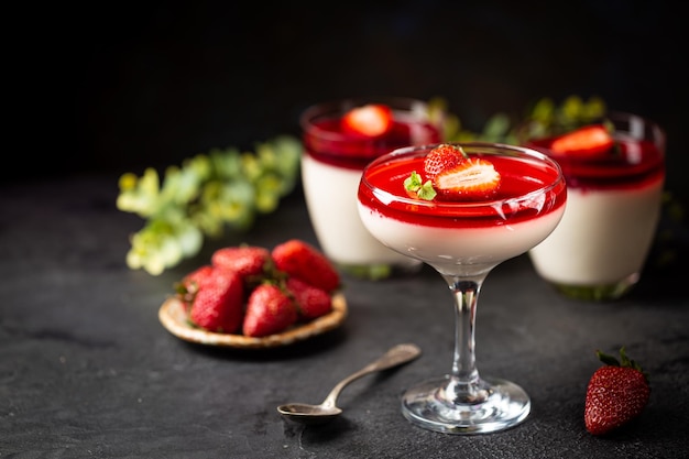 Close-up van het dessert op tafel