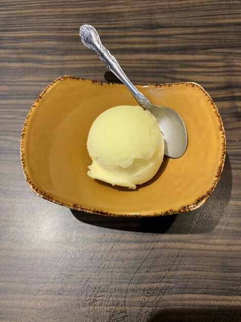 Close-up van het dessert op tafel