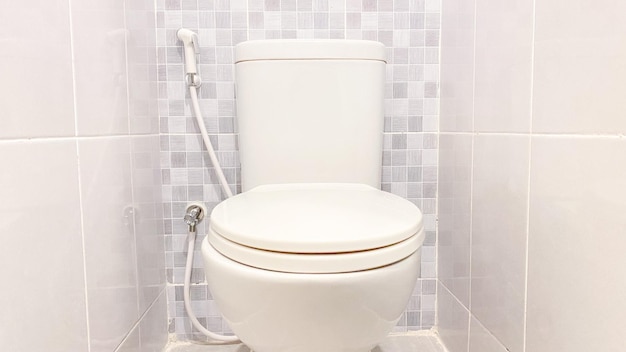 Close-up van het toilet in de badkamer