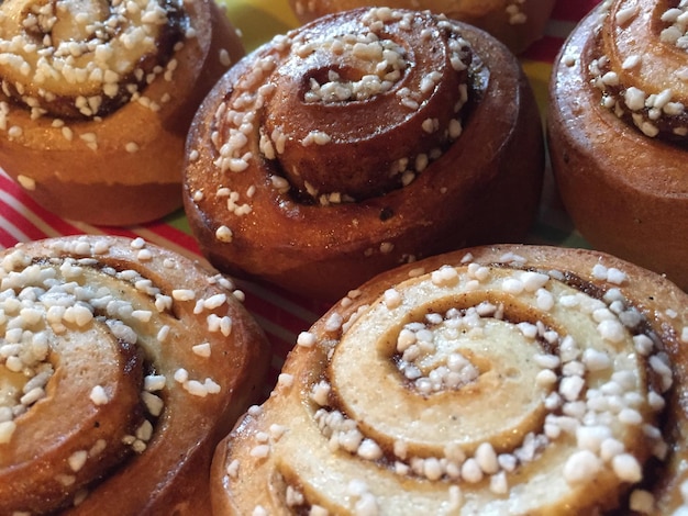 Close-up van kaneelrolletjes