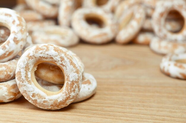 Foto close-up van koekjes op tafel