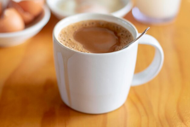 Close-up van koffie op tafel