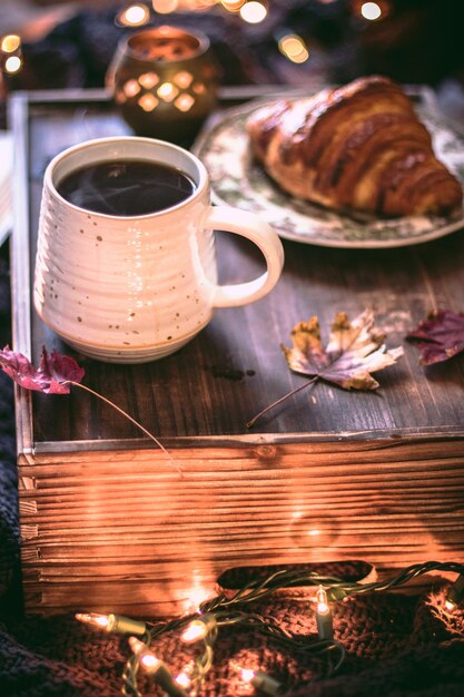 Foto close-up van koffie op tafel