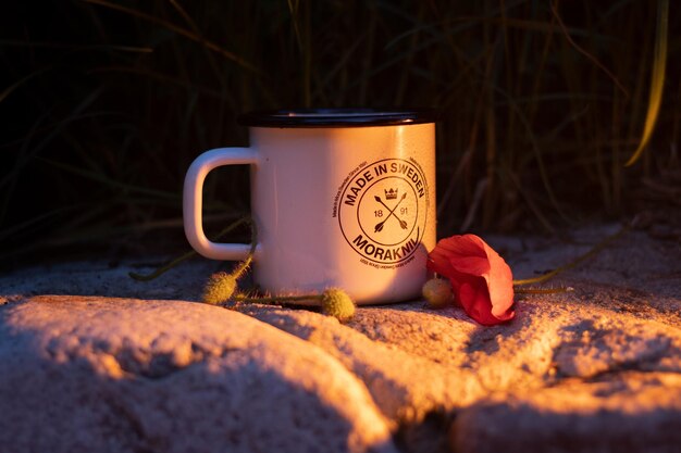 Foto close-up van koffie op tafel