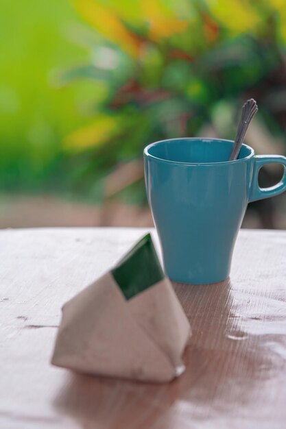 Foto close-up van koffie op tafel