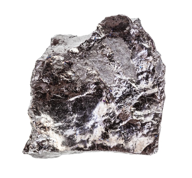 close-up van monster van natuurlijk mineraal uit geologische collectie rauwe bitumineuze steenkool zwarte steenkool geïsoleerd op een witte achtergrond