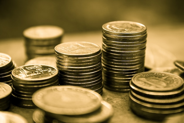 Close-up van munten voor groei bedrijfsconcept
