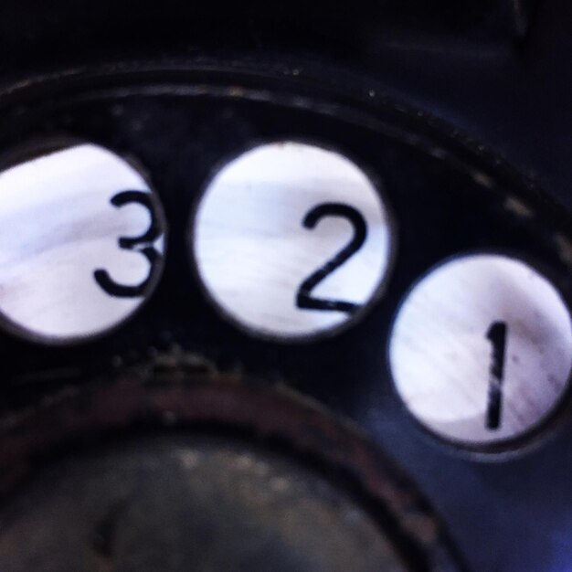 Foto close-up van nummers op oude vaste telefoon