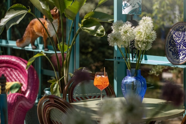 Close-up van potplanten in glas te koop