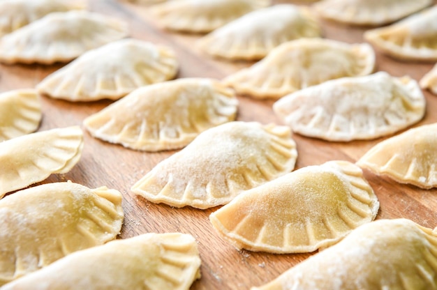 Close-up van ravioli's op tafel