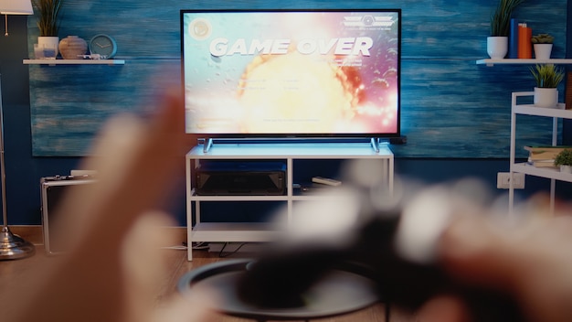 Close up van tv gebruikt voor gaming concept thuis