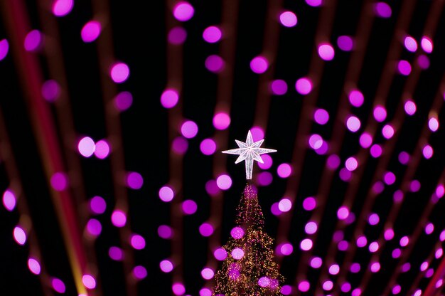 Close-up van verlichte kerstverlichting