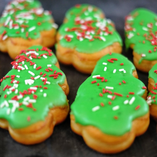 Foto close-up van verse kerstkoekjes