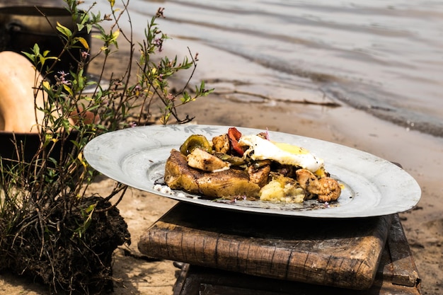 Foto close-up van voedsel op tafel