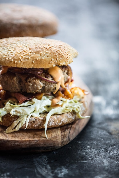 Close-up van voedsel op tafel