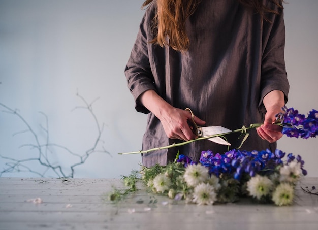 Close-up van vrouw met bloemen