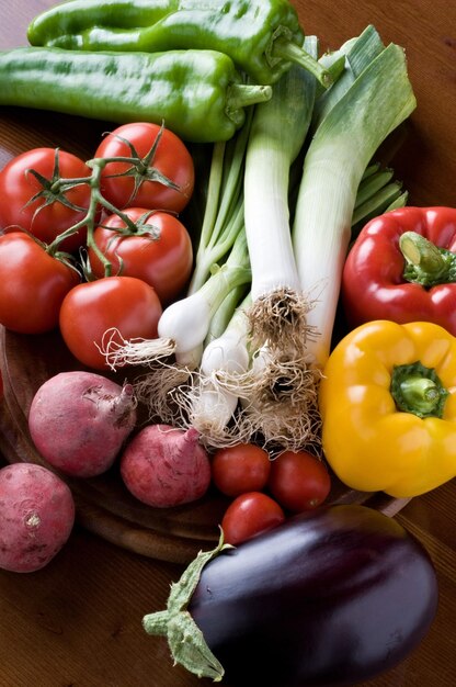 Photo close-up of vegetables on table