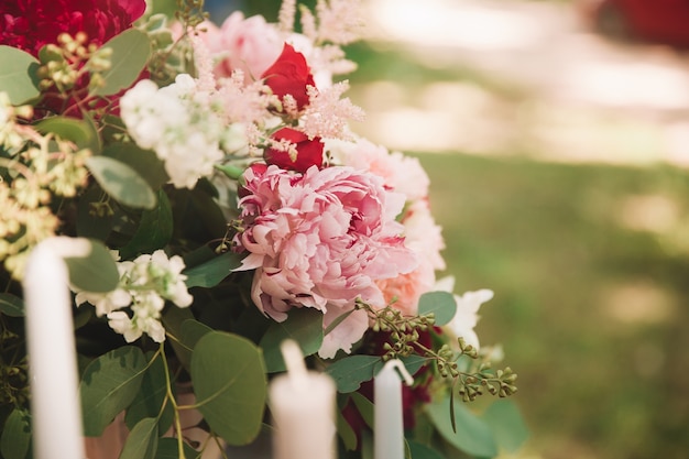 Close-up view. beautiful wedding bouquet of flowers