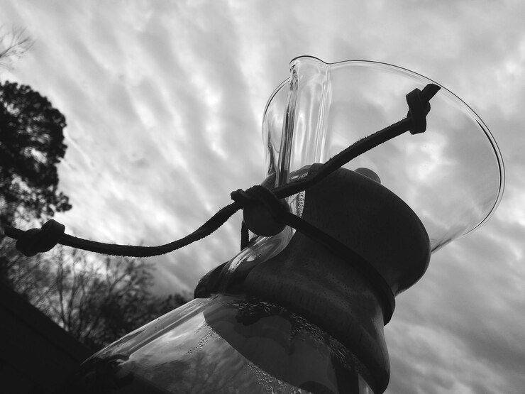 Photo close-up view of glass container