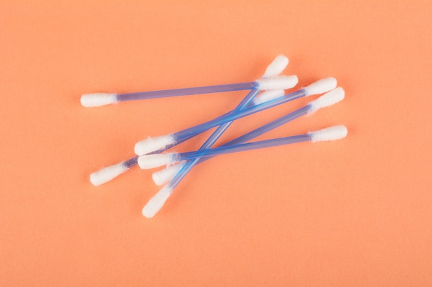 Photo close up view of stack of cotton buds