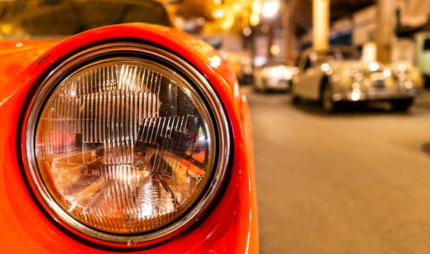 Photo close-up of vintage car on street