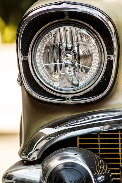 Foto close-up di un'auto d'epoca