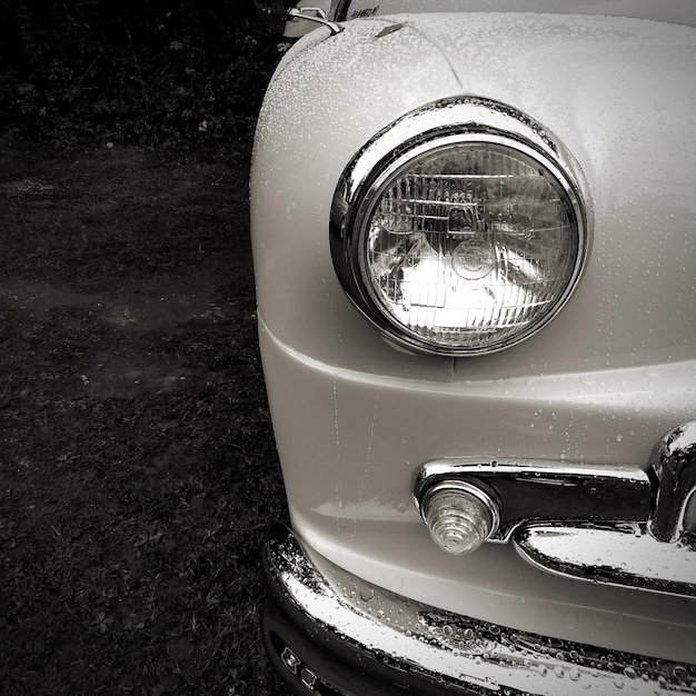 Foto close-up di un'auto d'epoca