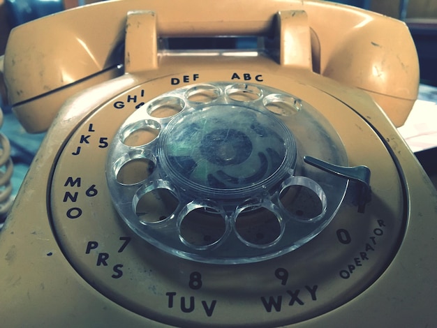 Photo close-up of vintage telephone
